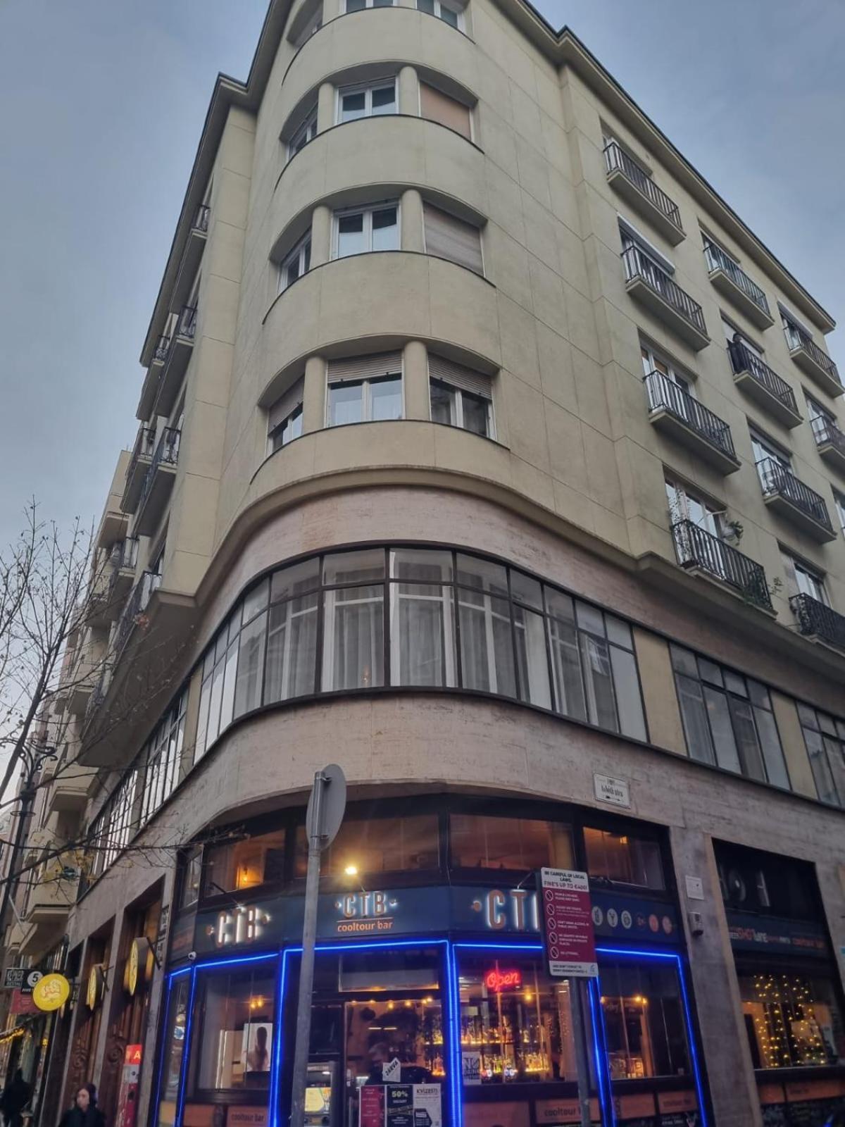 Danube Dwelling Asboth 19-2 * Budapešť